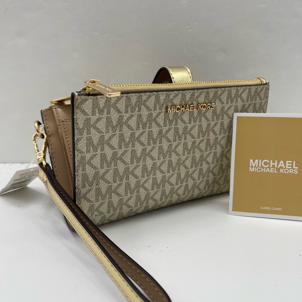 MICHAEL KORS JST Lg Double Zip Signature Logo Wristlet Wallet Phon
Pale Gold
NWT - Picture 2 of 16
